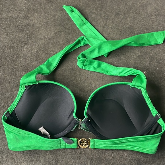 VS padded push up swim top (34B) - Picture 3 of 4